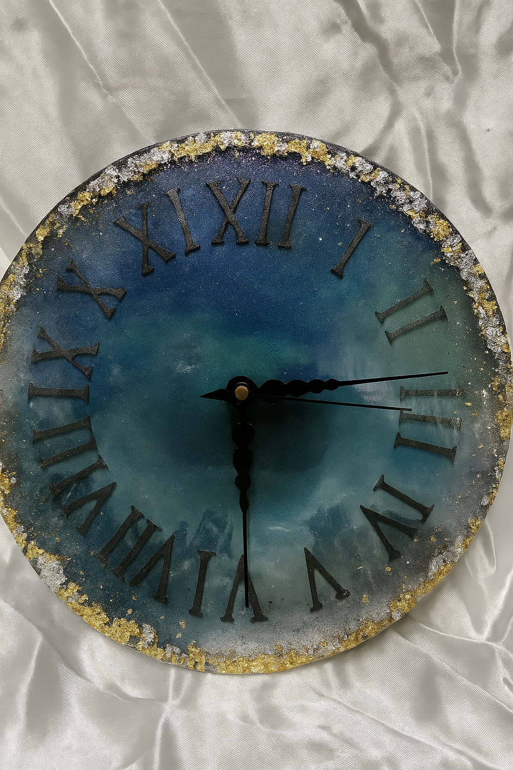✨ Celestial Luxe Resin Wall Clock ✨