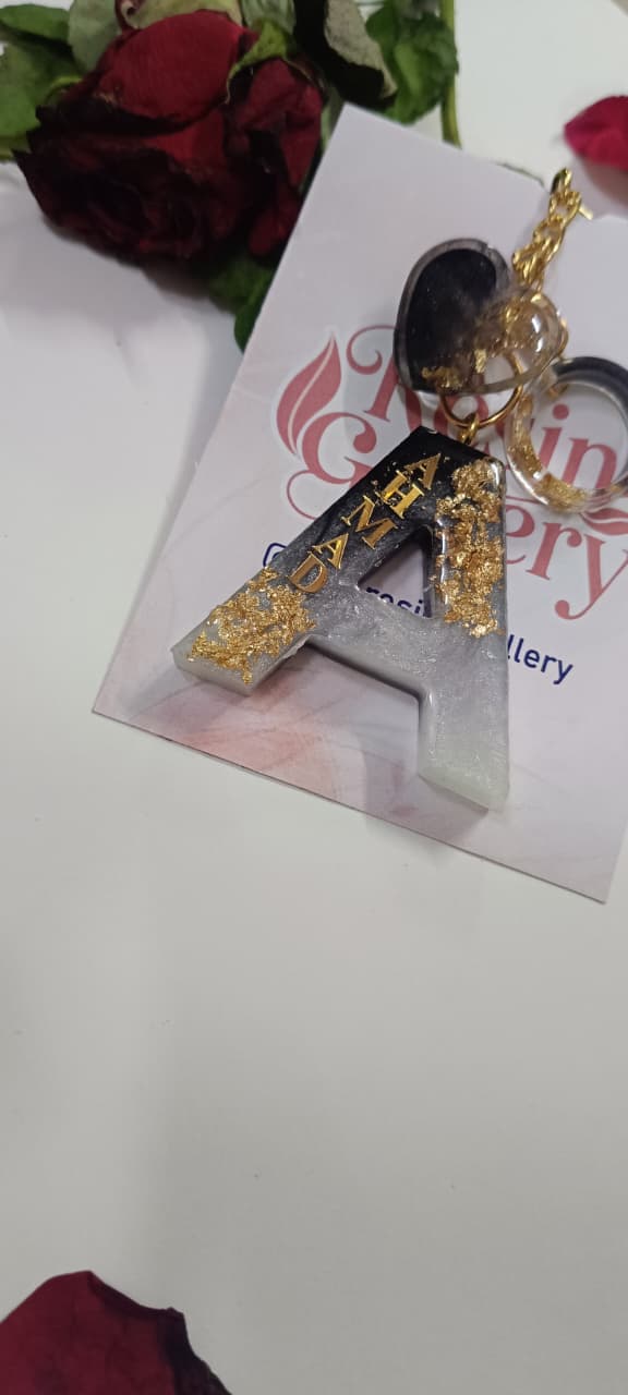 ✨ Customized Resin Alphabet Keychain – A Edition