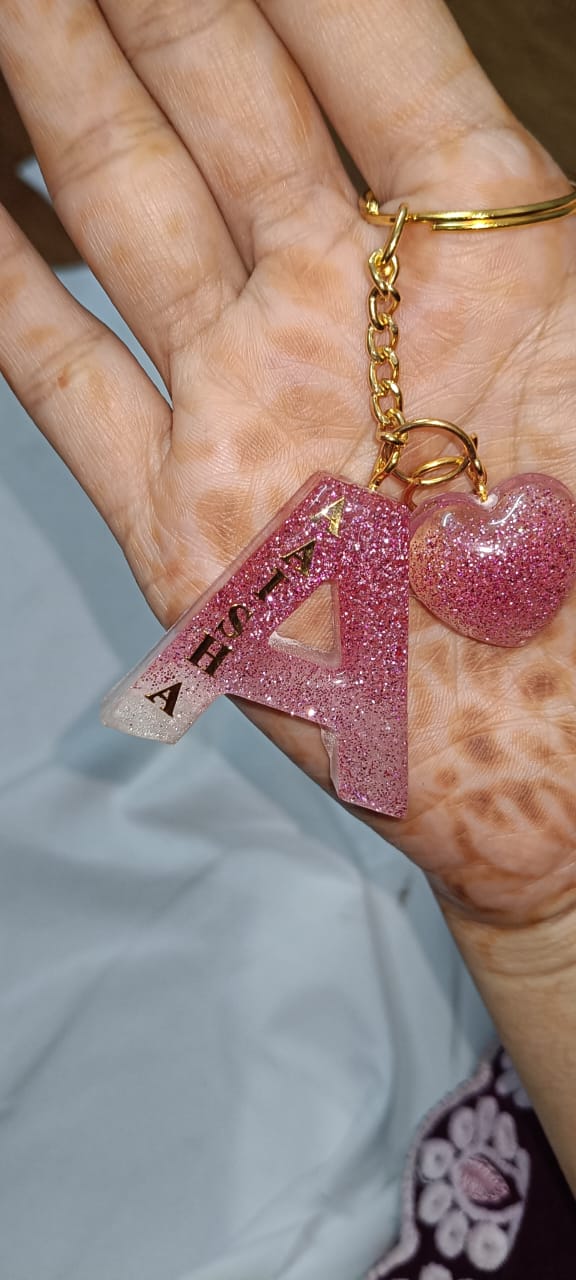 ✨ Customized Resin Alphabet Keychain – A Edition