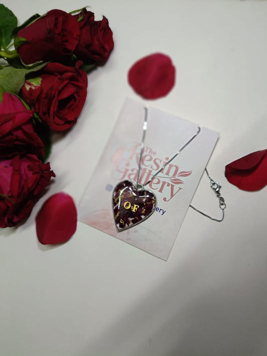 Forever Rose Heart Resin Pendant – Personalized Love Jewelry