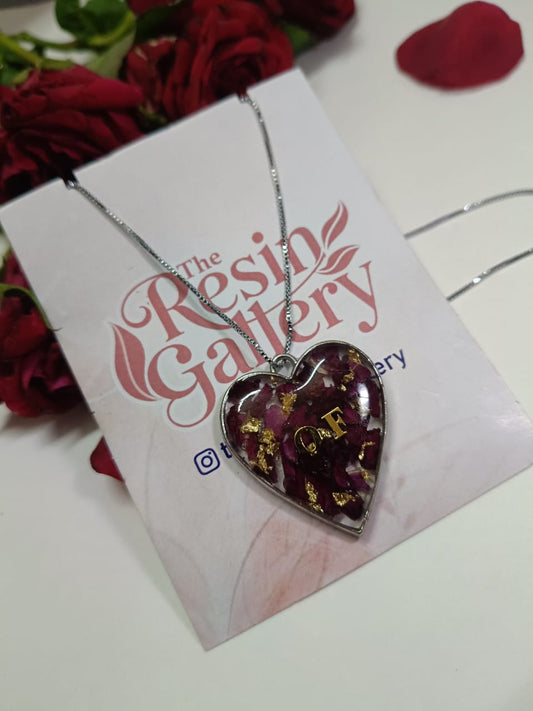 Forever Rose Heart Resin Pendant – Personalized Love Jewelry