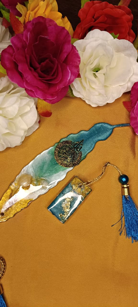 Royal Resin Bookmarks – Elegance in Every Page