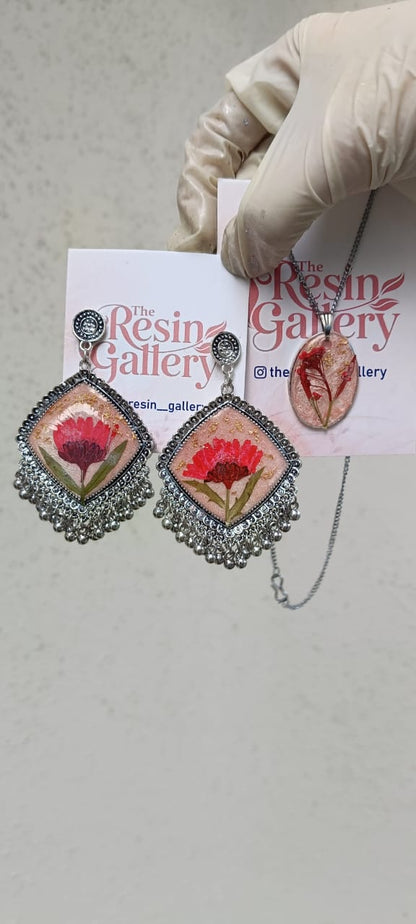 Blossom Elegance Resin Jewelry Set