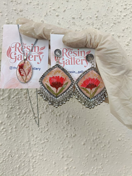 Blossom Elegance Resin Jewelry Set