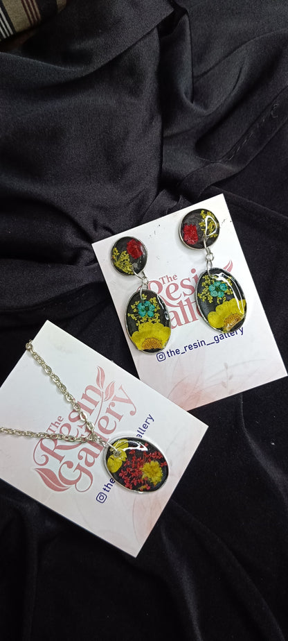 Bloom Essence Resin Jewelry Set – Floral Elegance