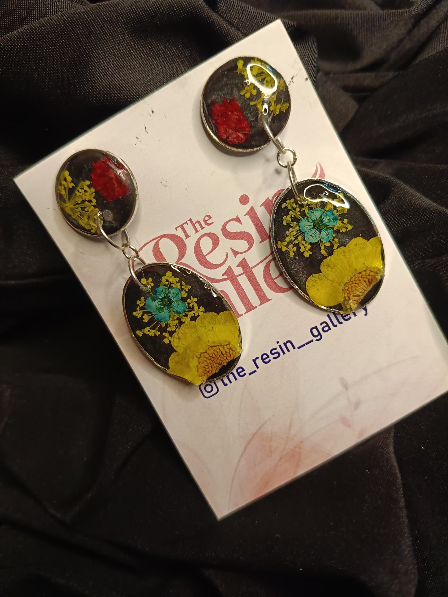 Bloom Essence Resin Jewelry Set – Floral Elegance