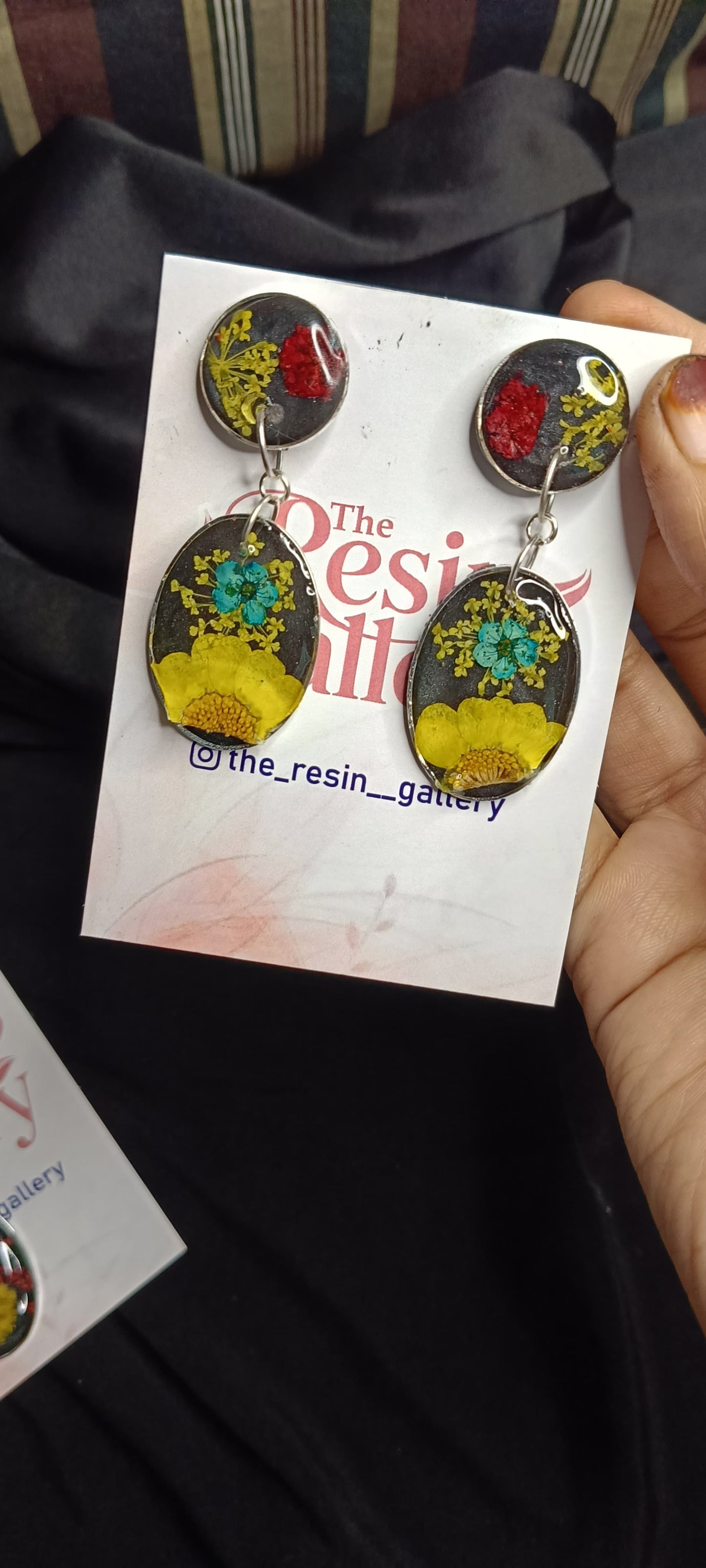 Bloom Essence Resin Jewelry Set – Floral Elegance