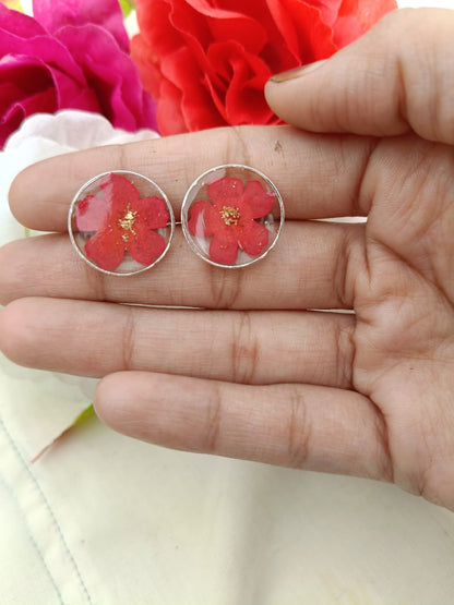 Blooming Scarlet Resin Studs ( Tops )